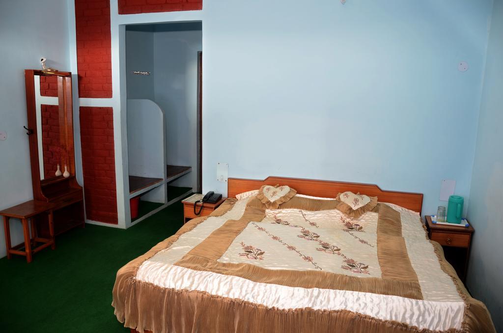Kalawati Retreat Eco Village Resort Ranikhet Buitenkant foto