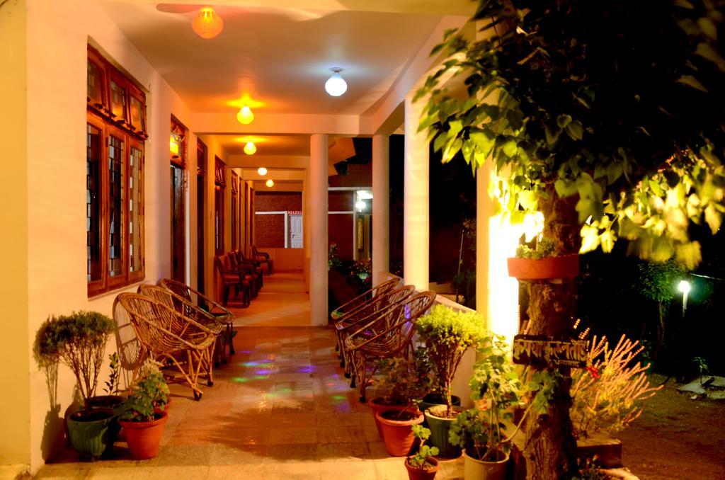 Kalawati Retreat Eco Village Resort Ranikhet Buitenkant foto