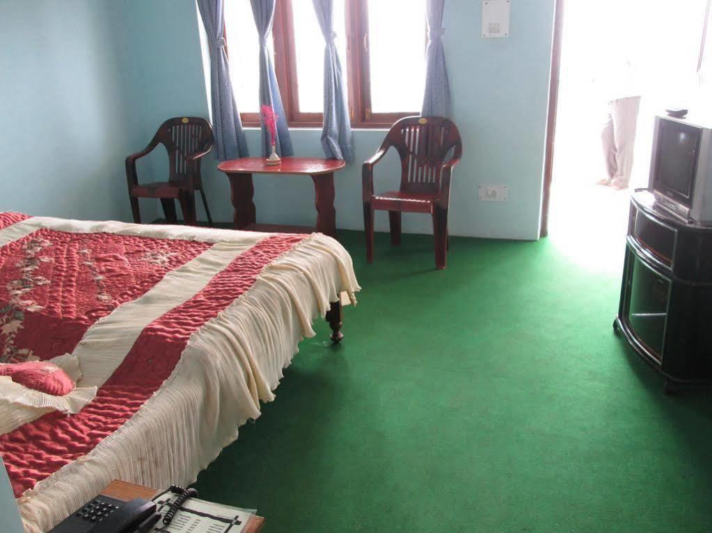 Kalawati Retreat Eco Village Resort Ranikhet Buitenkant foto